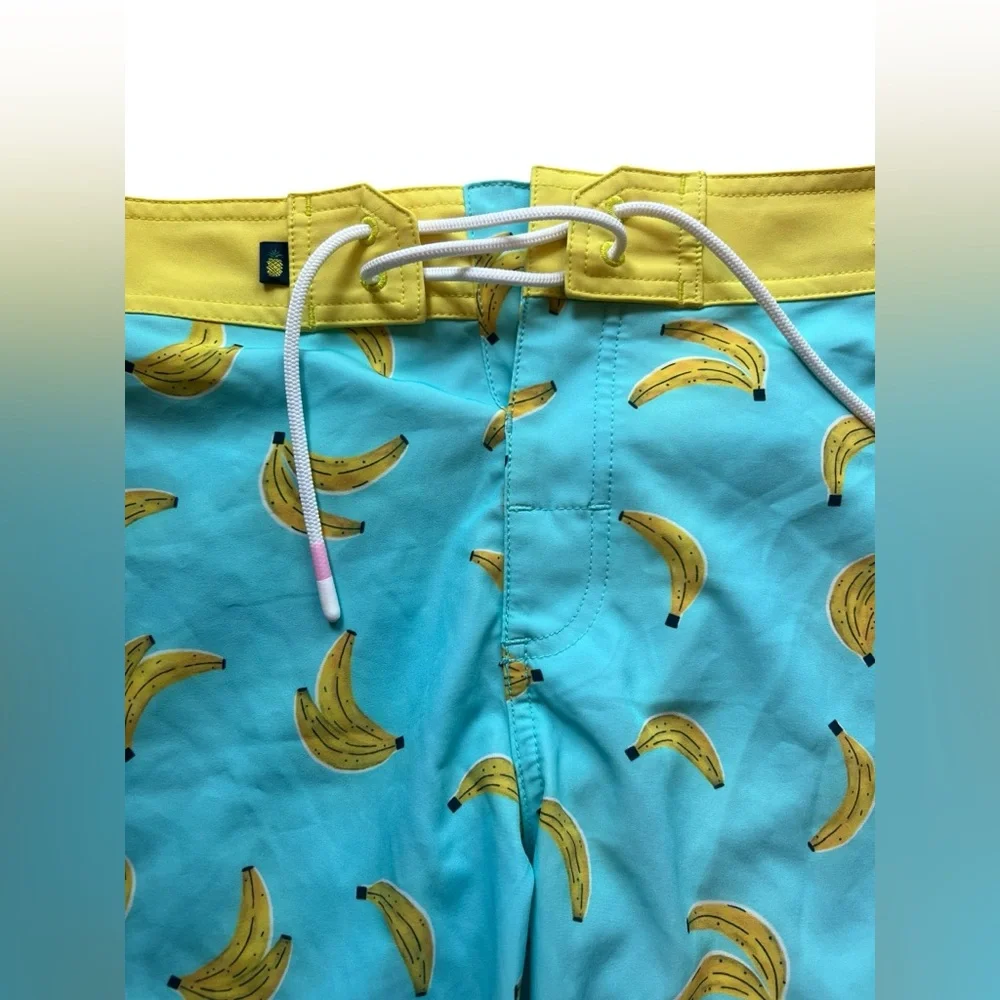 Chubbies Men's Banana Print Swim Shorts - Yellow and‎ Blue